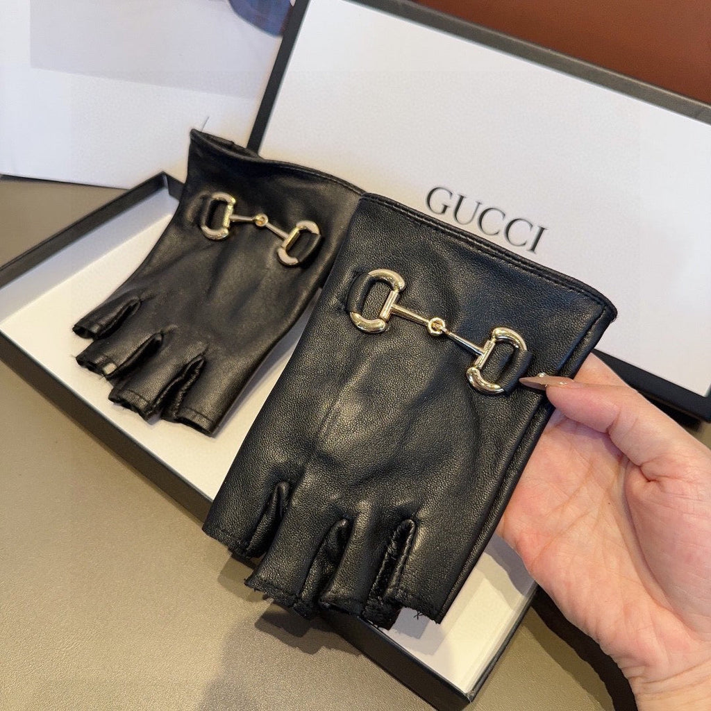 GUCCI FINGERLESS GLOVES IN BLACK LAMBSKIN 436035