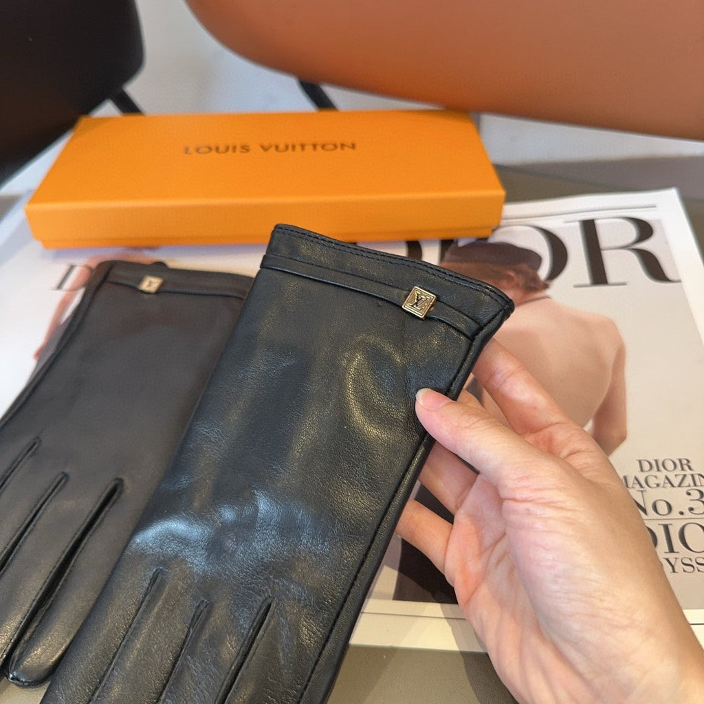 LOUIS VUITTON LV GLOVES IN BLACK LAMBSKIN 466818