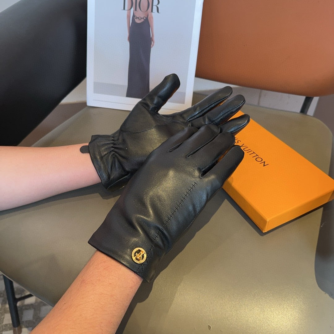 LOUIS VUITTON LV GLOVES IN BLACK LAMBSKIN 466819