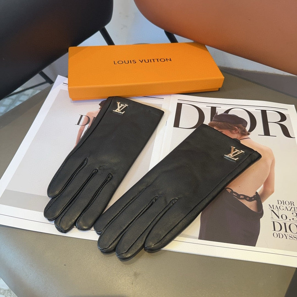 LOUIS VUITTON LV GLOVES IN BLACK LAMBSKIN 462302
