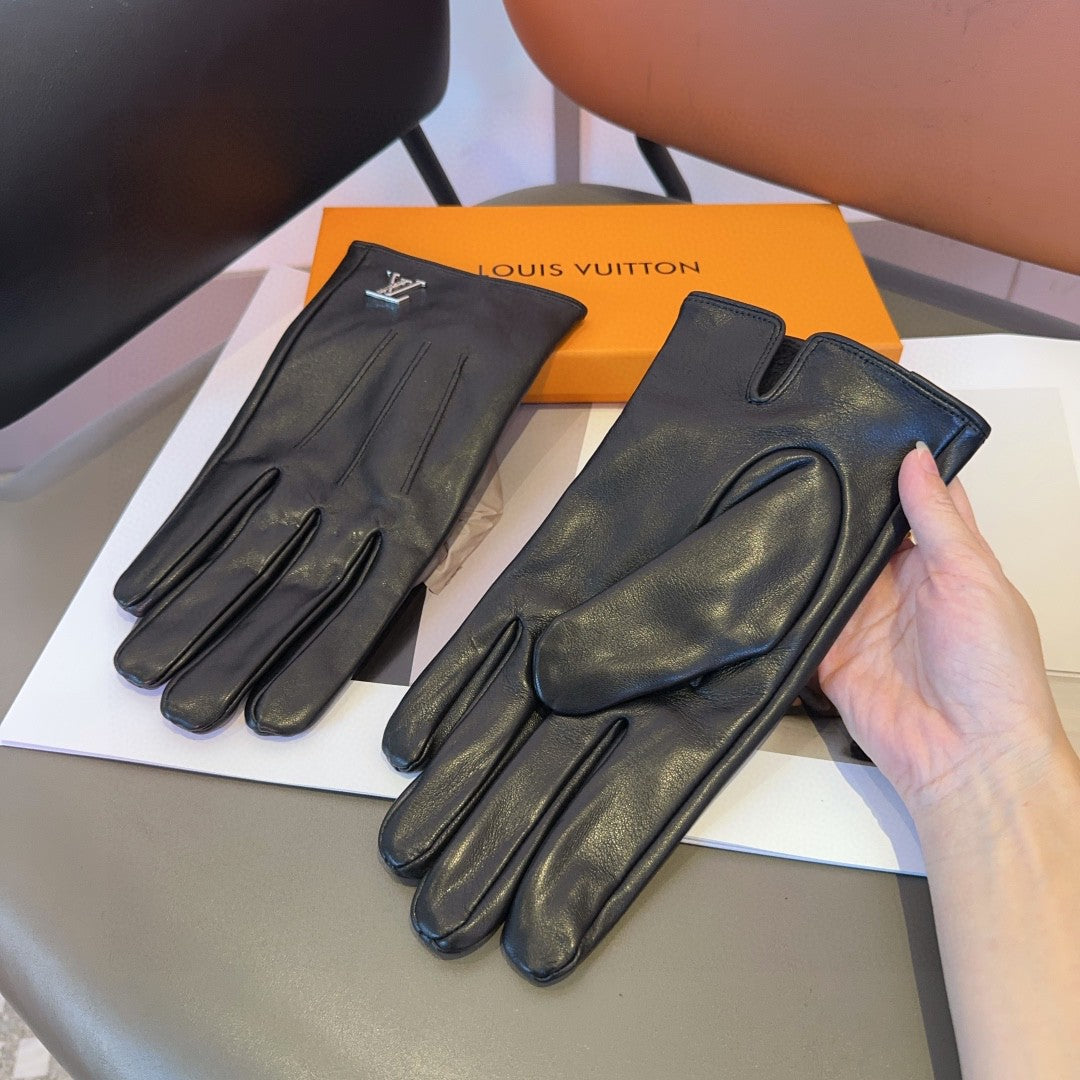LOUIS VUITTON LV GLOVES IN BLACK LAMBSKIN 462373