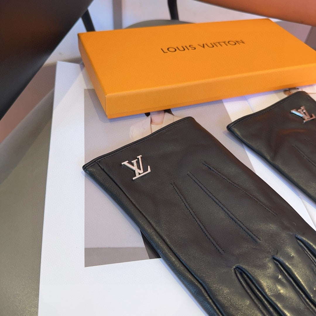 LOUIS VUITTON LV GLOVES IN BLACK LAMBSKIN 462373