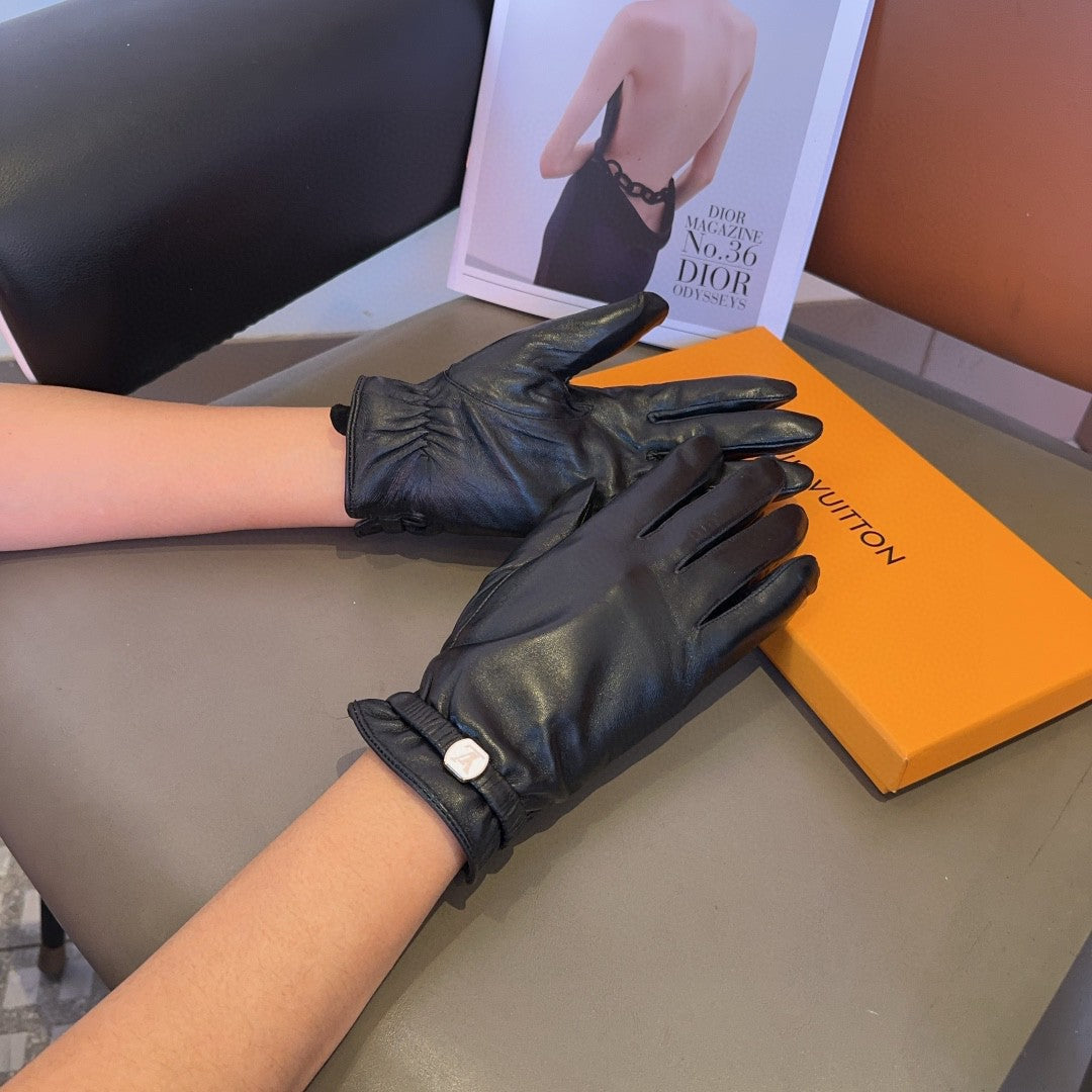 LOUIS VUITTON LV GLOVES IN BLACK LAMBSKIN 462377