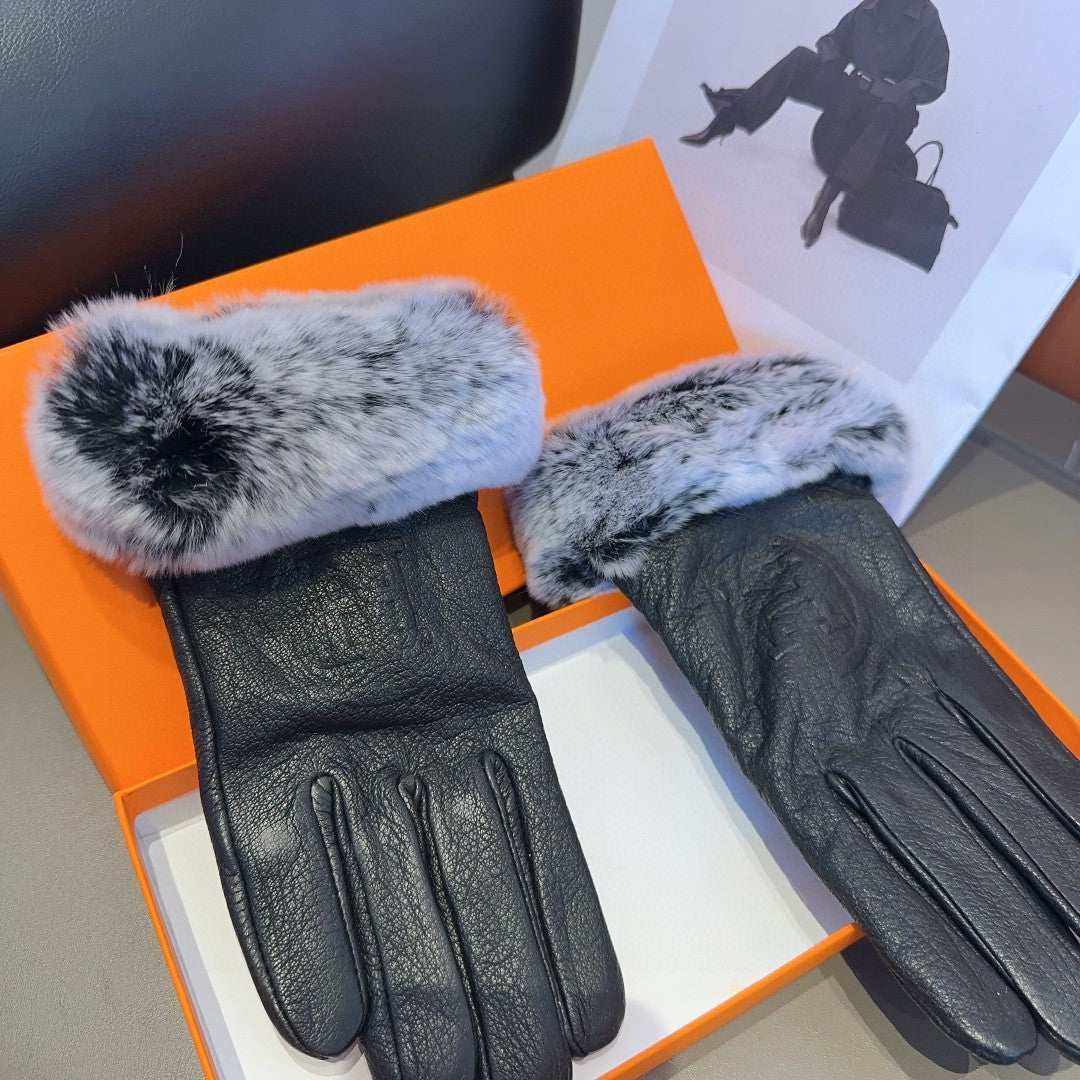HERMES GLOVES IN BLACK DEERSKIN WITH RABBIT FUR 463888