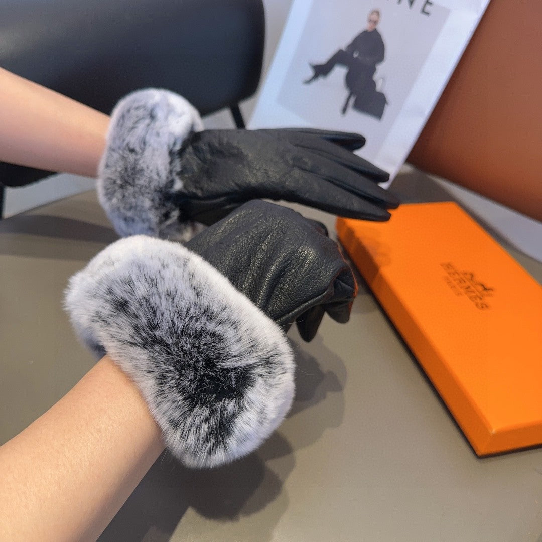 HERMES GLOVES IN BLACK DEERSKIN WITH RABBIT FUR 463888