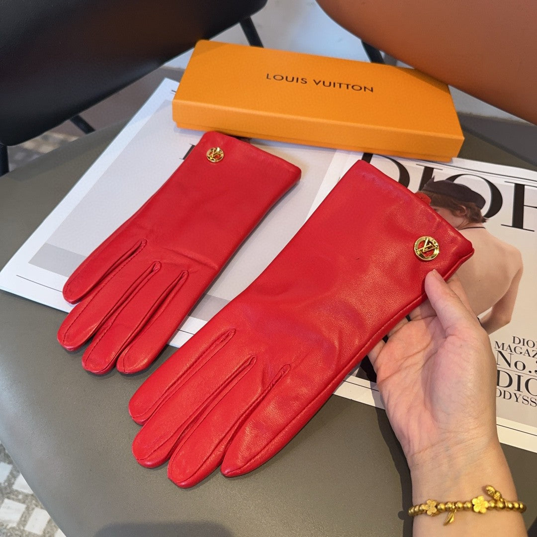 LOUIS VUITTON LV GLOVES IN CHERRY RED LAMBSKIN 463909