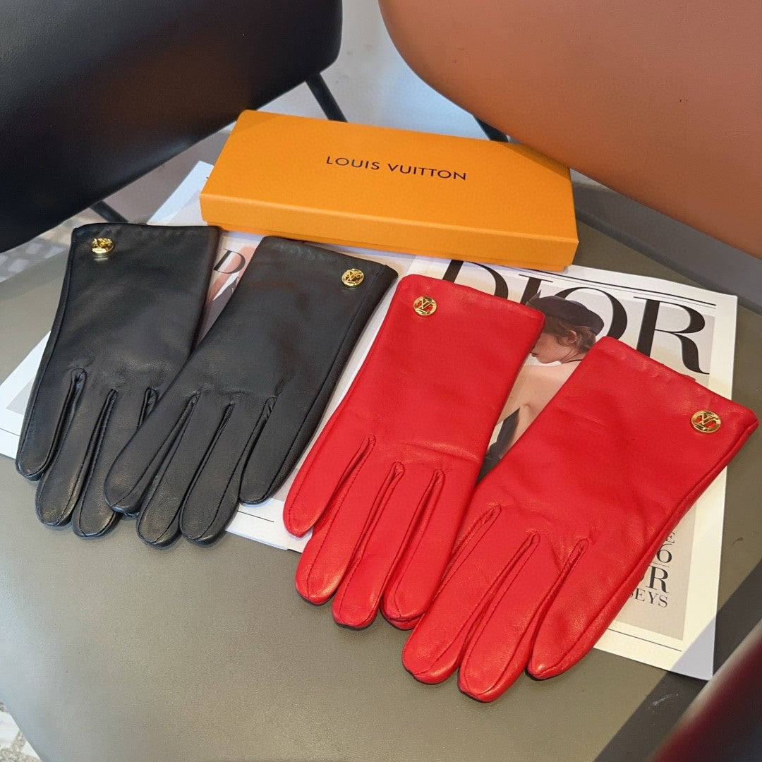 LOUIS VUITTON LV GLOVES IN CHERRY RED LAMBSKIN 463909