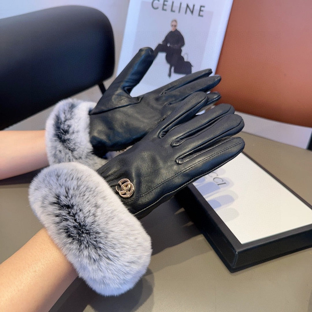 GUCCI DOUBLE G GLOVES IN BLACK LAMBSKIN AND RABBIT FUR 466796