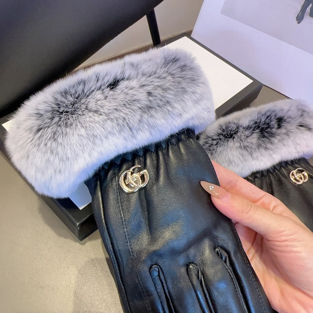 GUCCI DOUBLE G GLOVES IN BLACK LAMBSKIN AND RABBIT FUR 466796