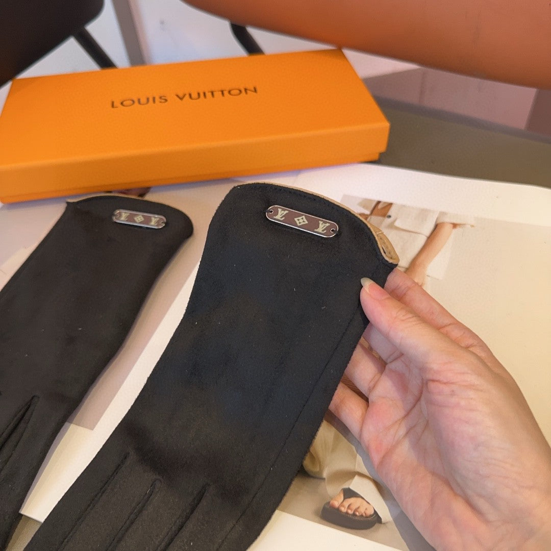 LOUIS VUITTON LV GLOVES IN BLACK WOOL 467979