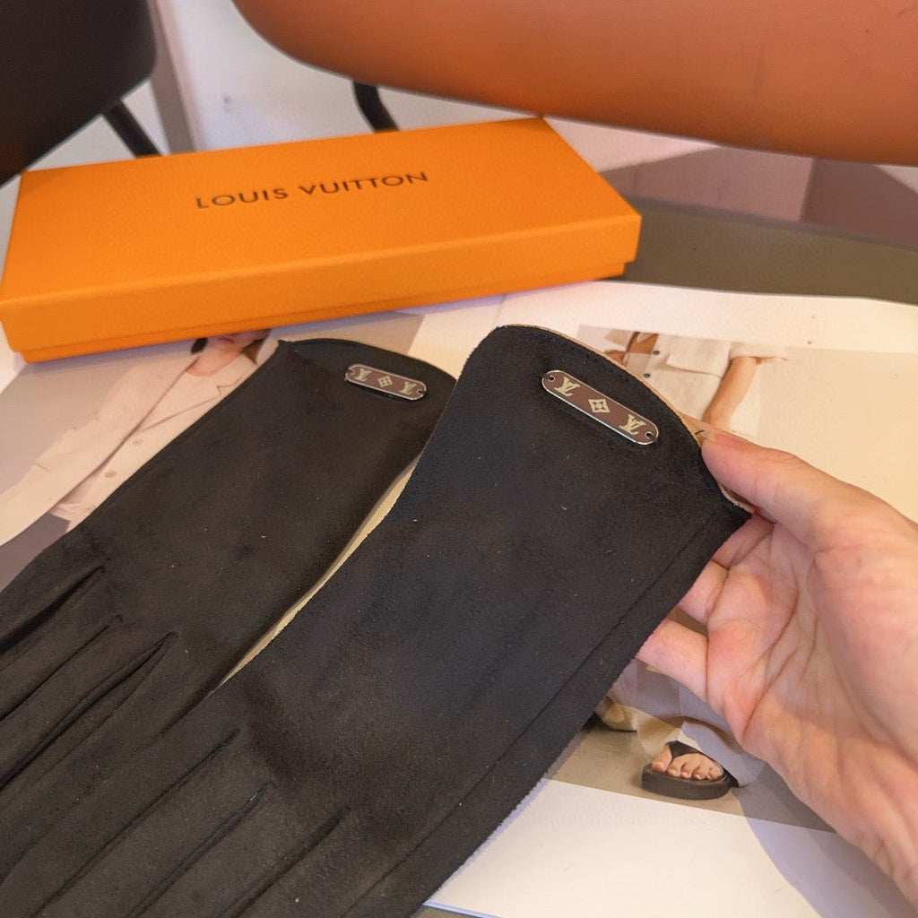 LOUIS VUITTON LV GLOVES IN BLACK WOOL 467979