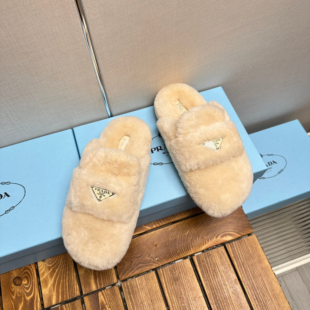 PRADA FLAT MULES IN TUSCAN BEIGE RABBIT FUR
