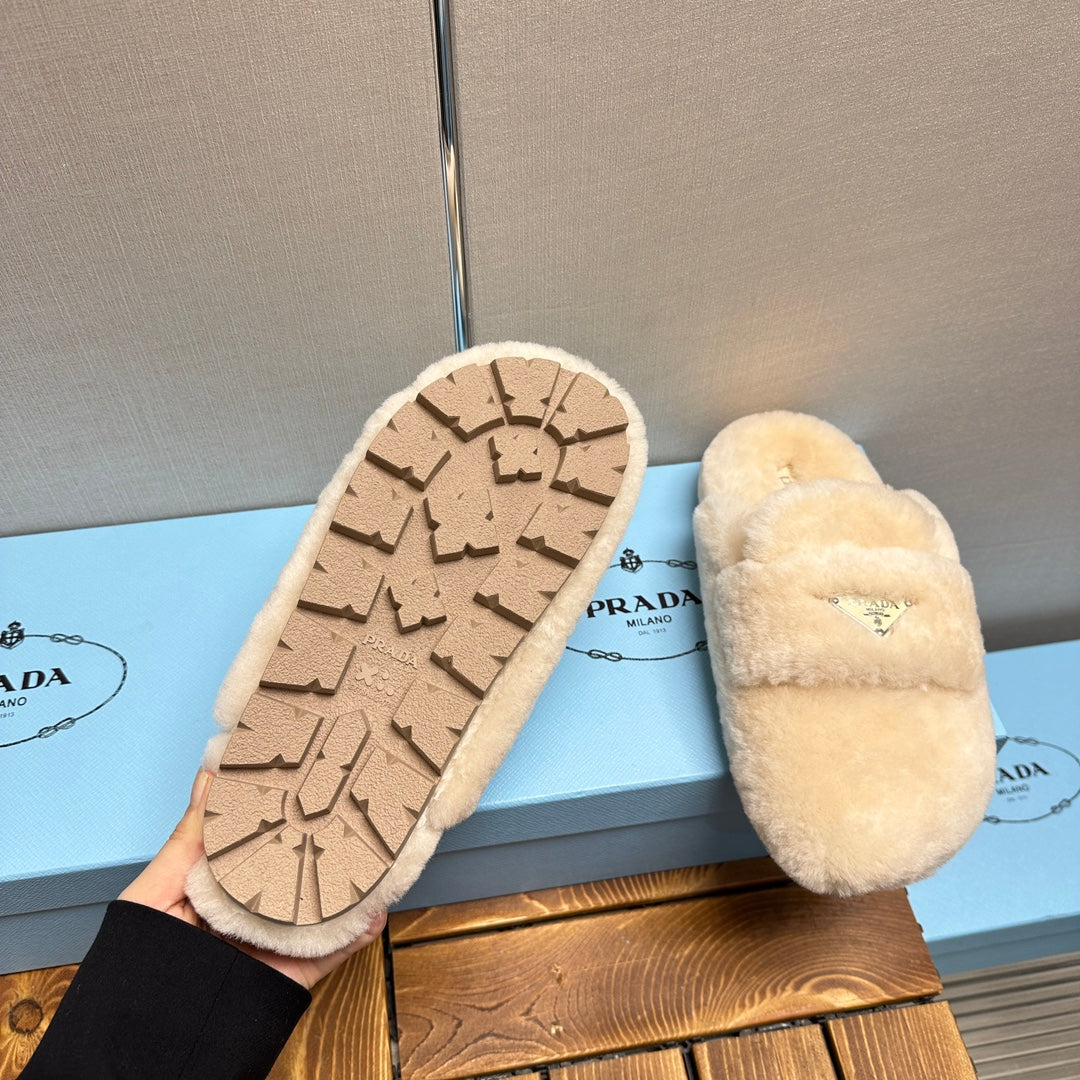 PRADA FLAT MULES IN TUSCAN BEIGE RABBIT FUR