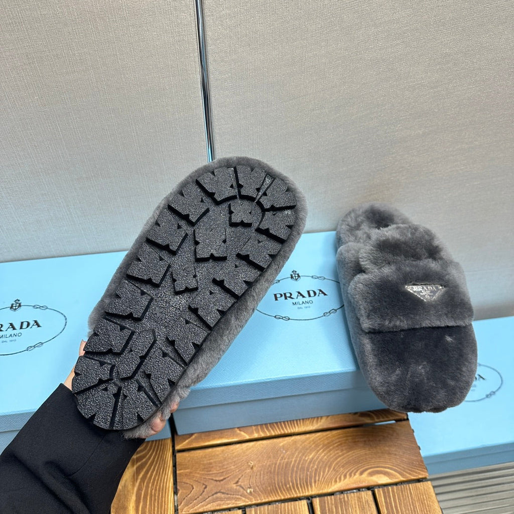 PRADA FLAT MULES IN GRAY RABBIT FUR