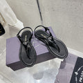 PRADA PATENT LEATHER THONG SANLS BLACK