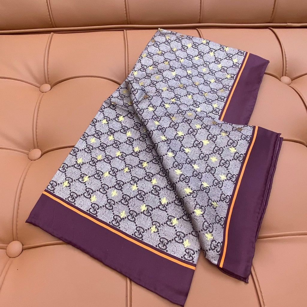 GUCCI 25S SCARF 90 IN SILK 709691