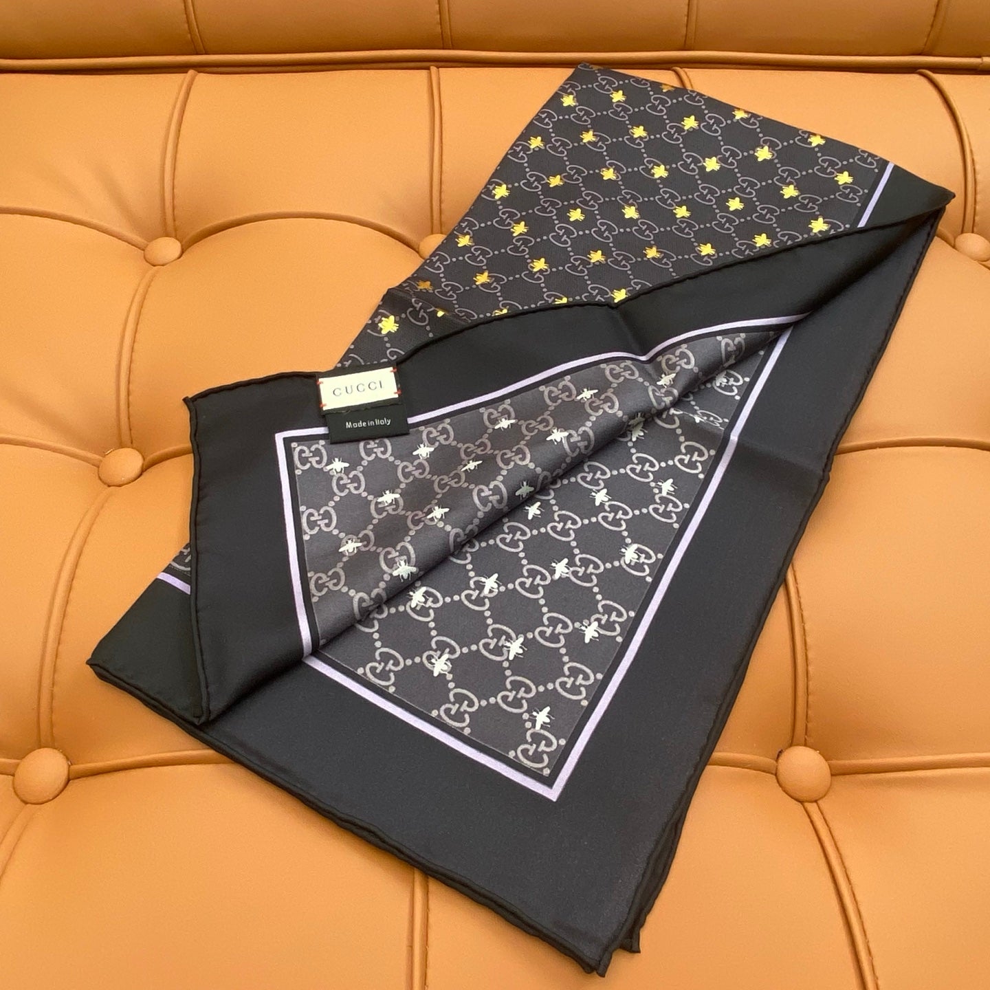 GUCCI 25S SCARF 90 IN SILK 709695