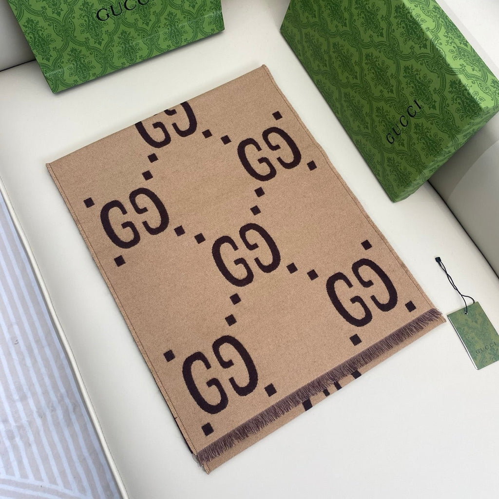 GUCCI 25S SCARF 190 IN WOOL SILK 742030