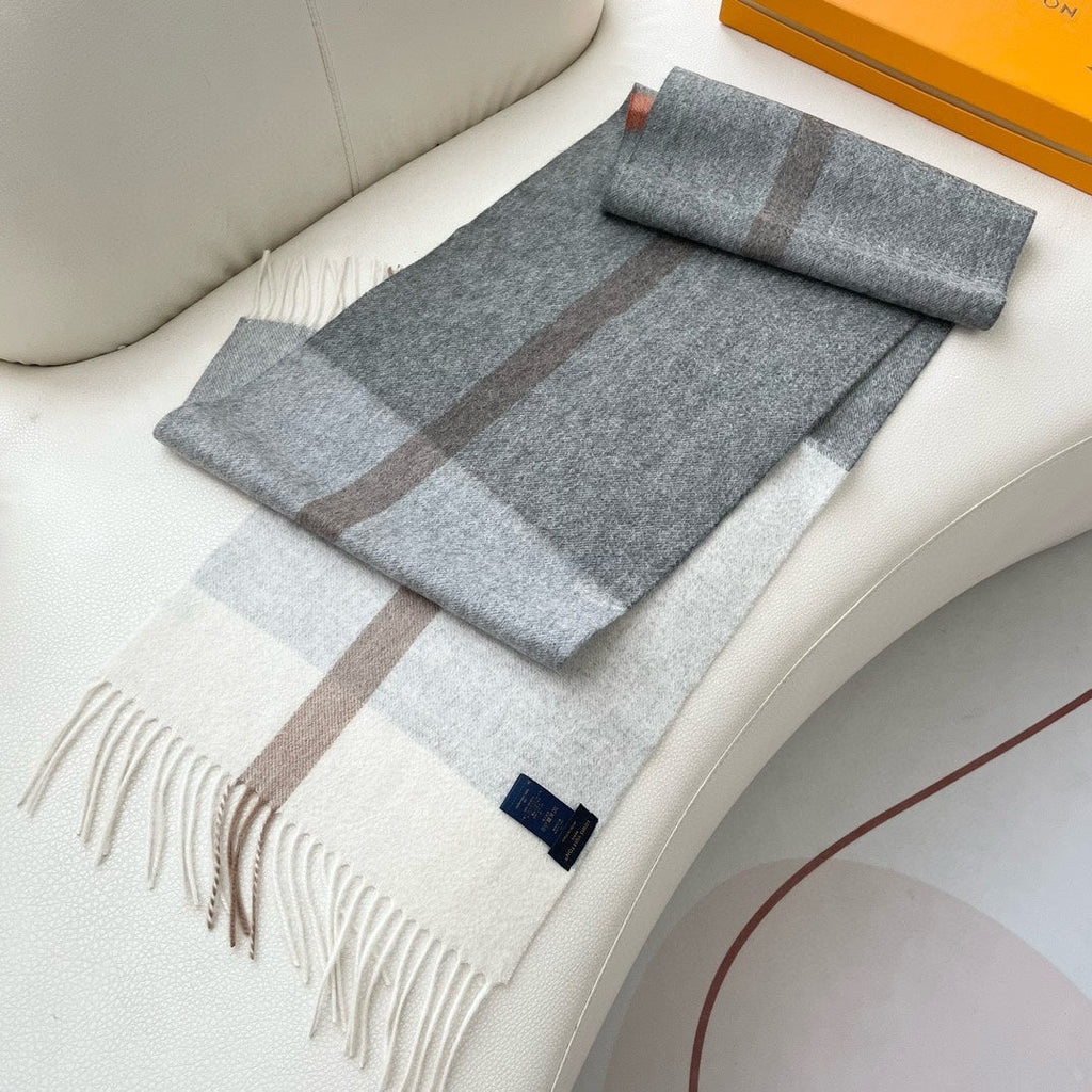 LOUIS VUITTON SCARF 180 CM IN DOVE GRAY CASHMERE 394702