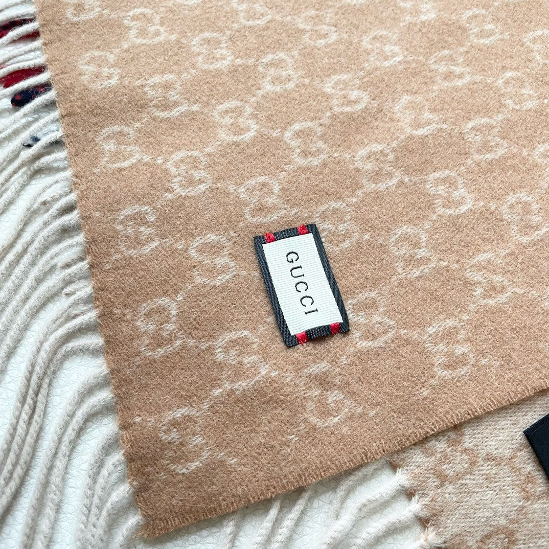 GUCCI SCARF 200 CM IN PEANUT BROWN MONOGRAM CASHMERE 399766