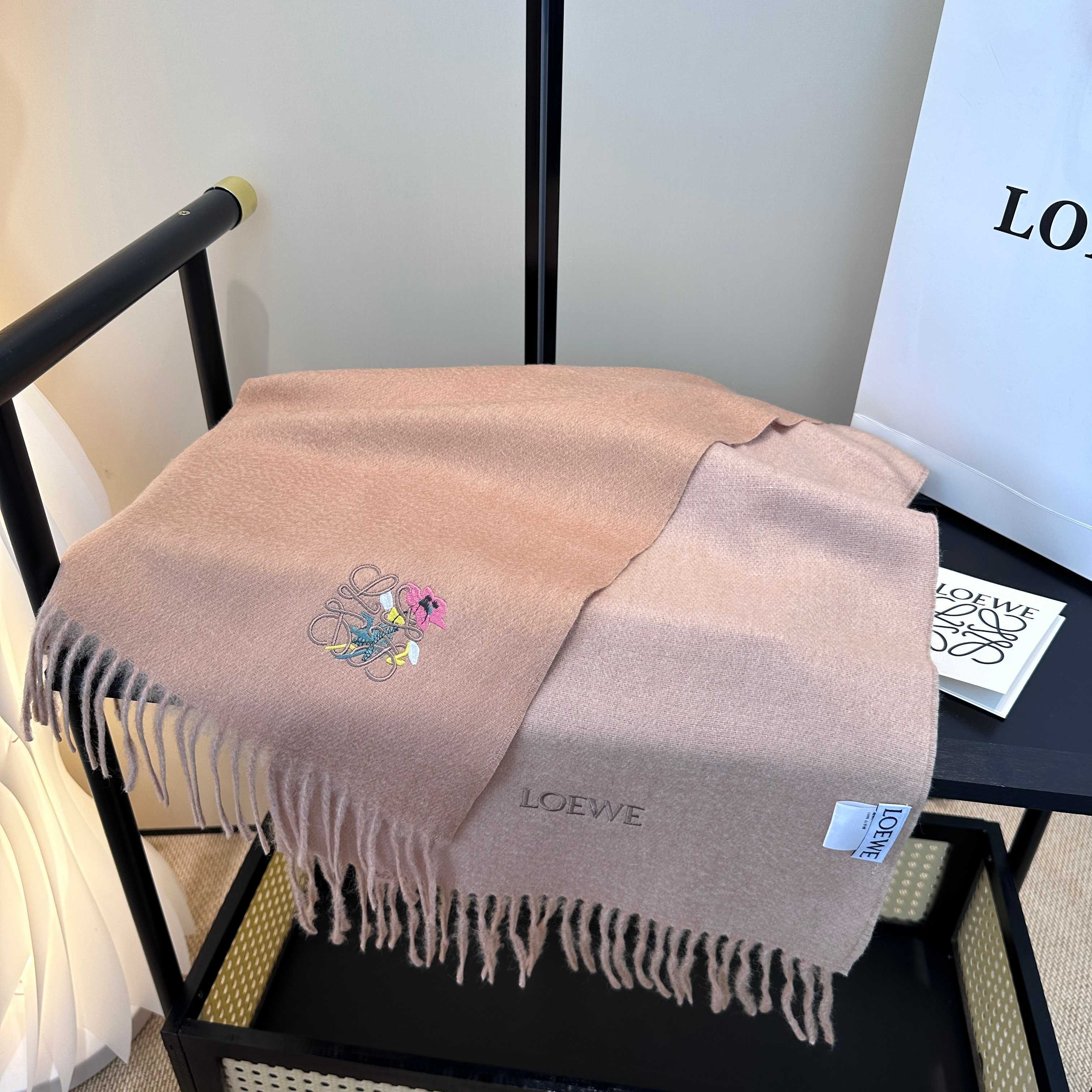 LOEWE 25S SCARF 180 IN CASHMERE 858193