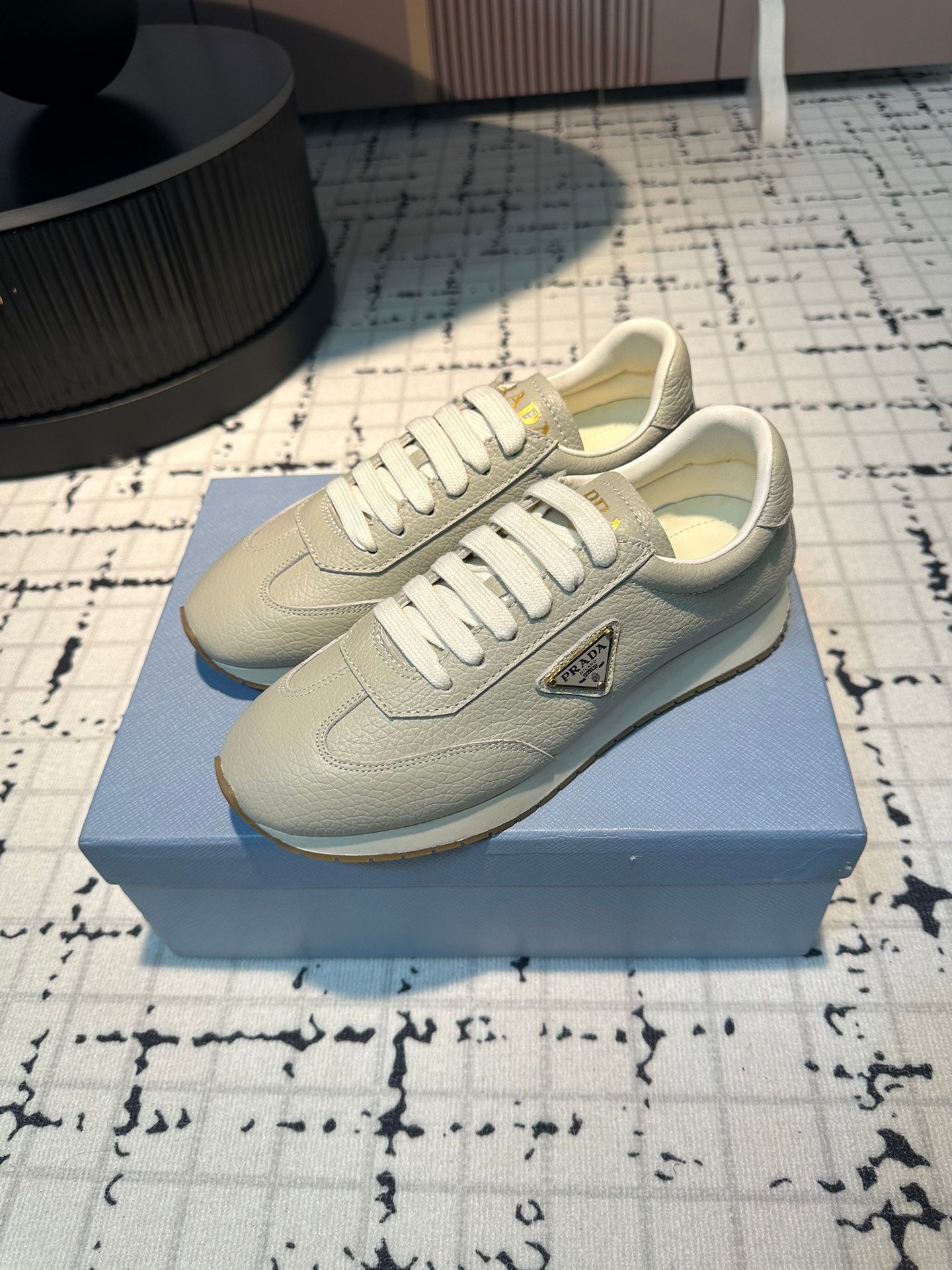 PRADA TRIANGLE LOGO SNEAKERS LIGHT GRAY CALFSKIN
