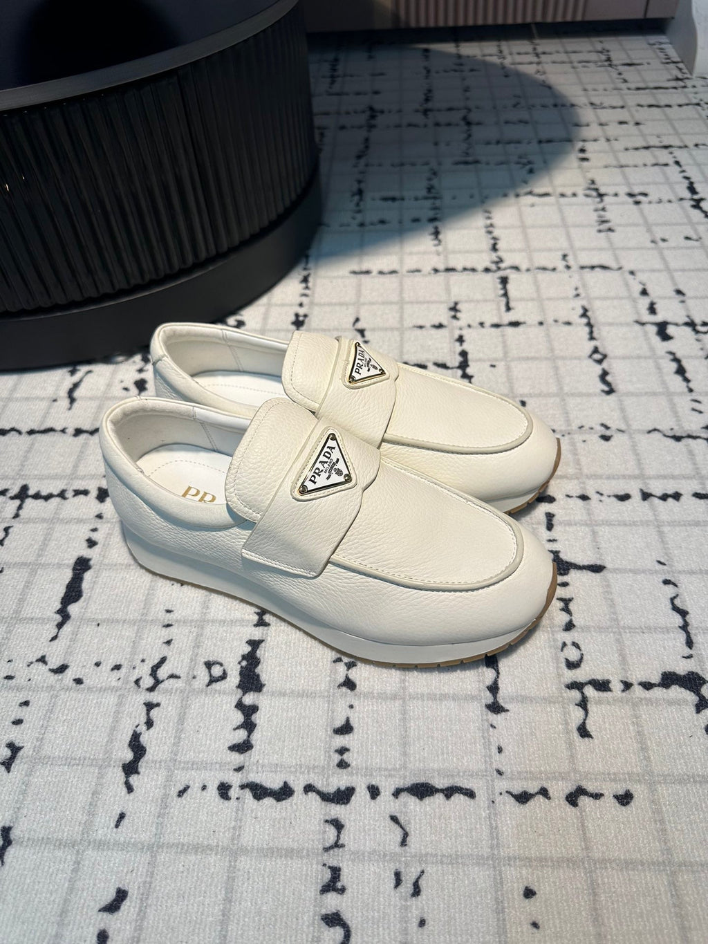 PRADA SPORTY STYLE LOAFERS WHITE CALFSKIN