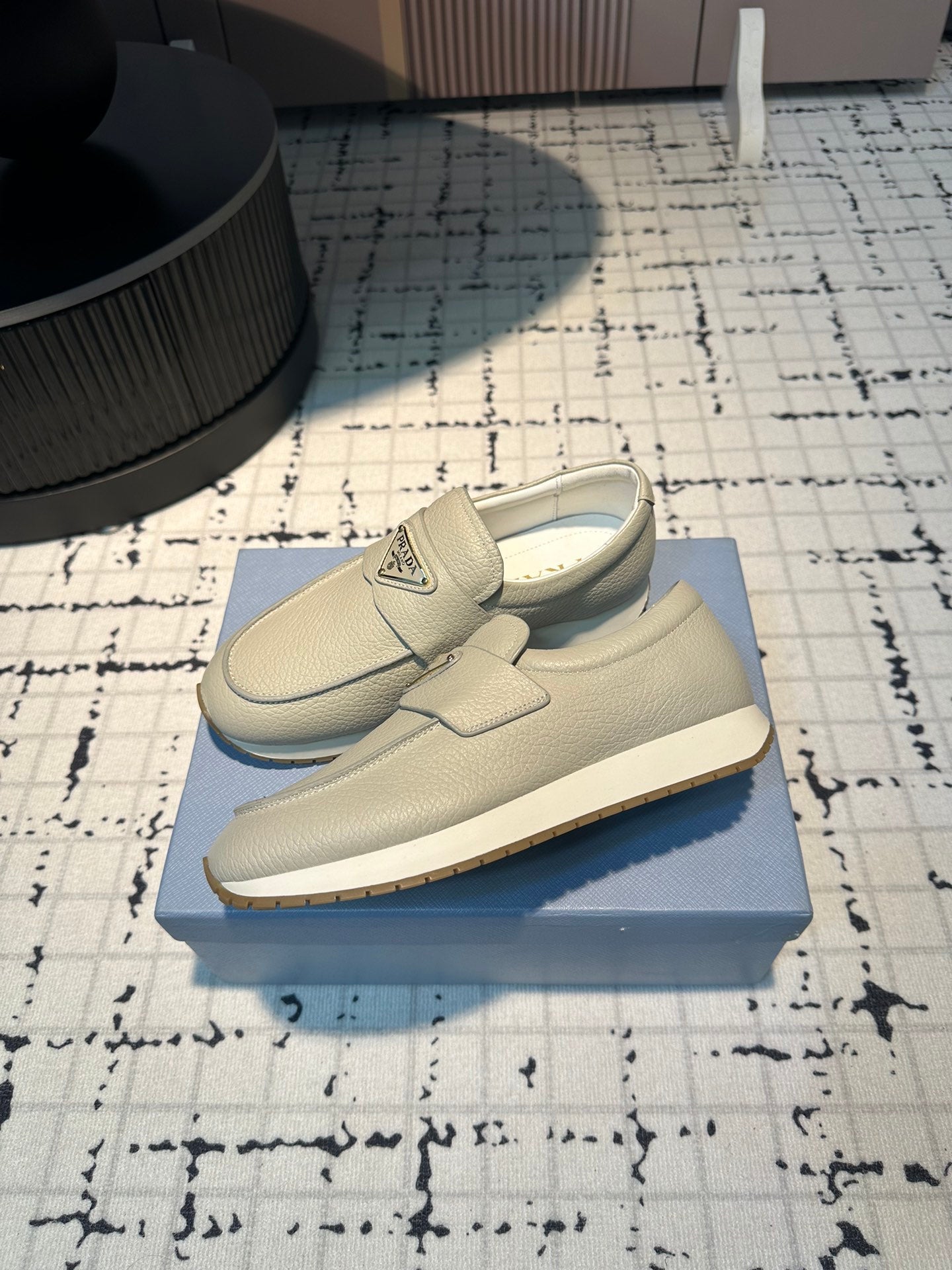 PRADA SPORTY STYLE LOAFERS LIGHT GRAY CALFSKIN