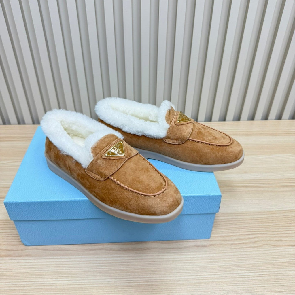 PRADA LOAFER IN CAMEL SUEDE AND FUR LINING ATTACHED TRIANGLE LOGO