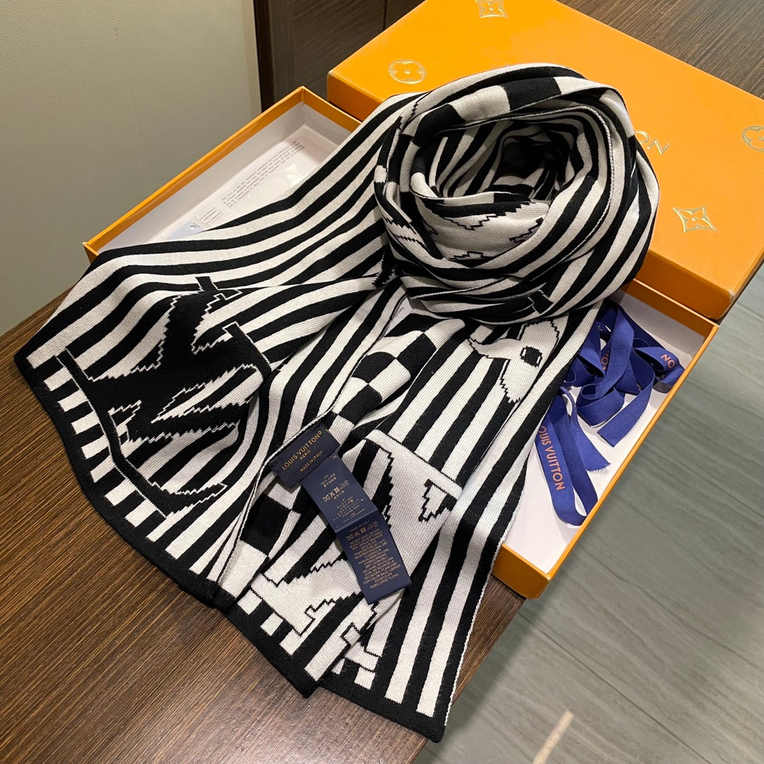 LOUIS VUITTON GRAPHICAL 180 CM SCARF IN WHITE MIX BLACK CASHMERE 388201
