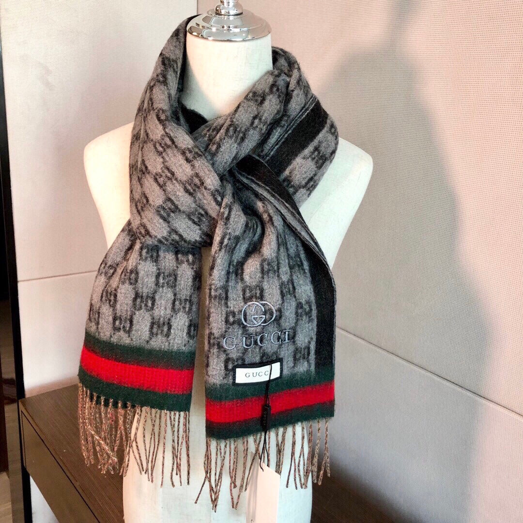 GUCCI SCARF 180 CM IN MONOGRAM MEDIUM BROWN CASHMERE 405327