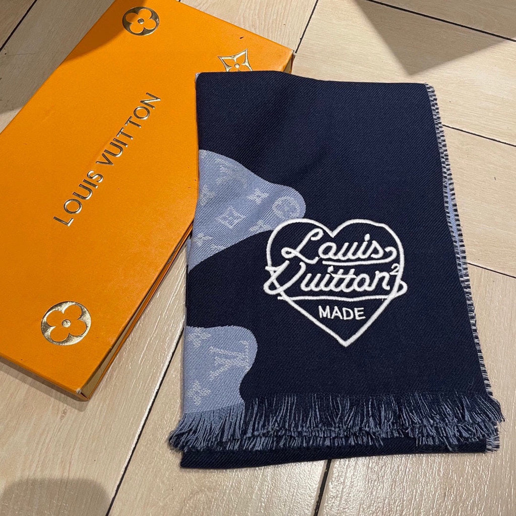 LOUIS VUITTON MONOGRAM DRIP 200 CM IN NAVY BLUE WOOL 391068