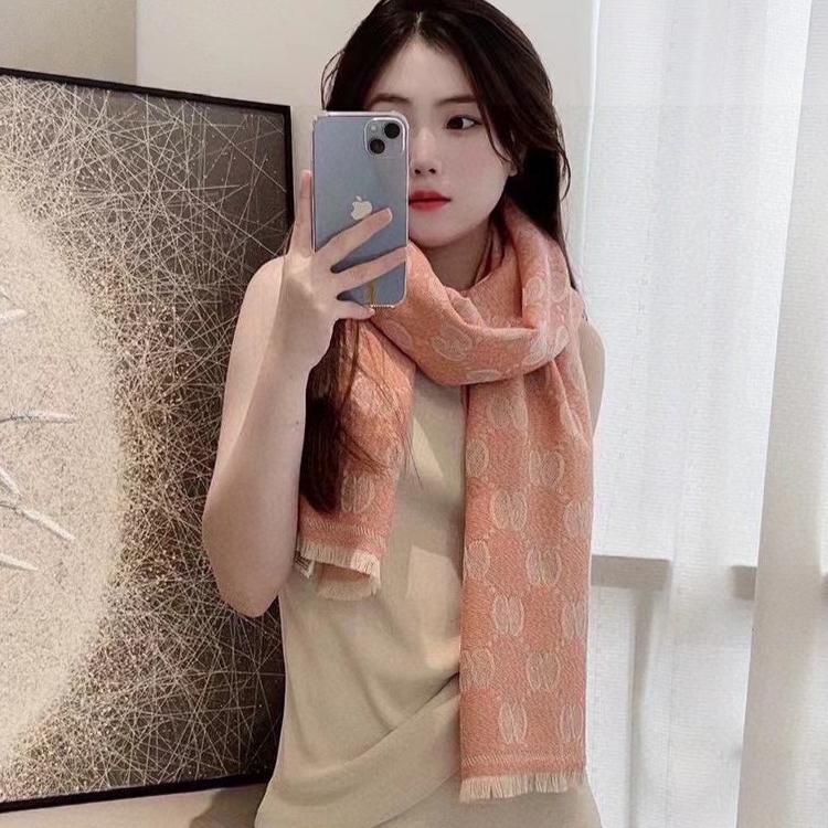 GUCCI SCARF 195 CM IN MELON ORANGE WOOL 399810