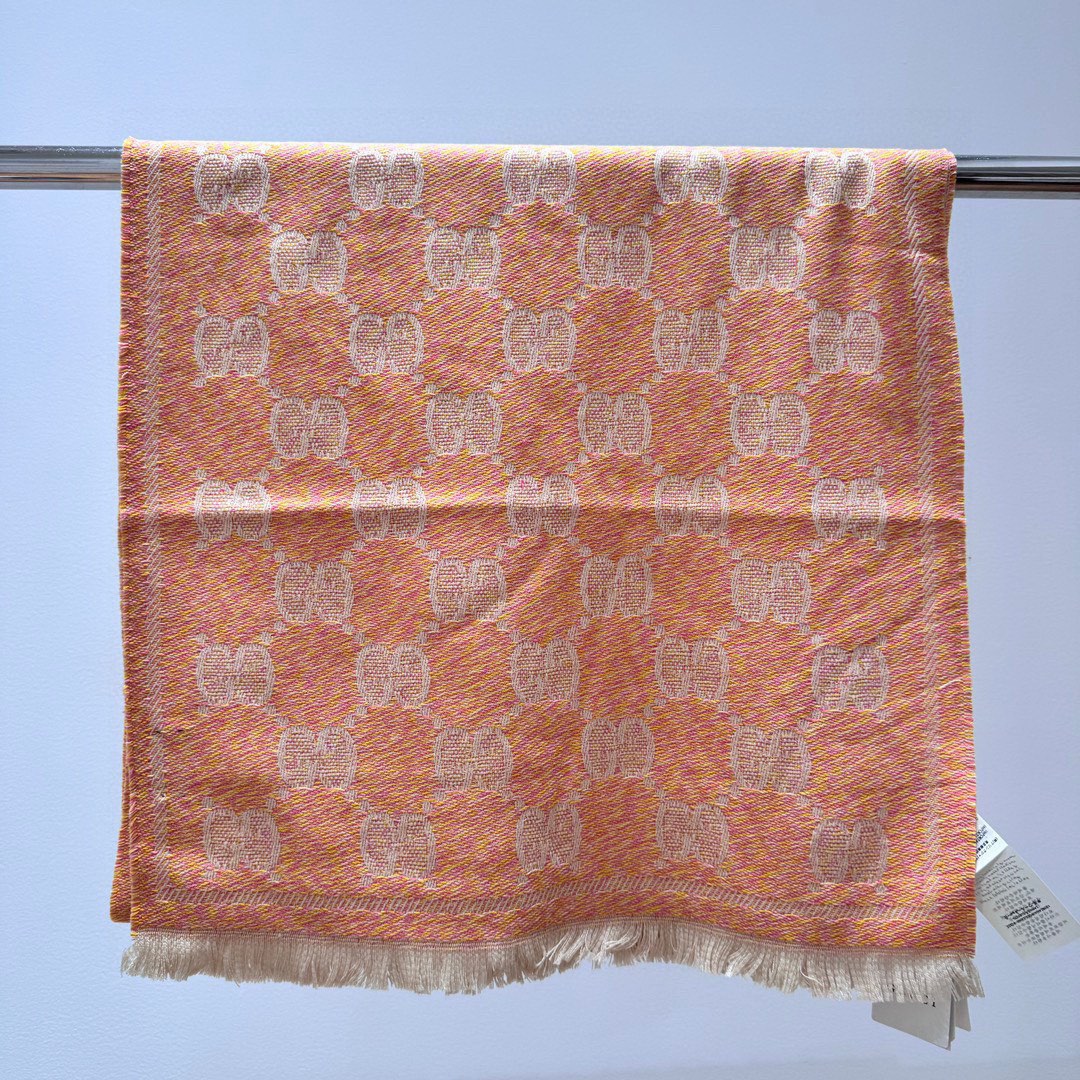 GUCCI SCARF 195 CM IN MELON ORANGE WOOL 399810