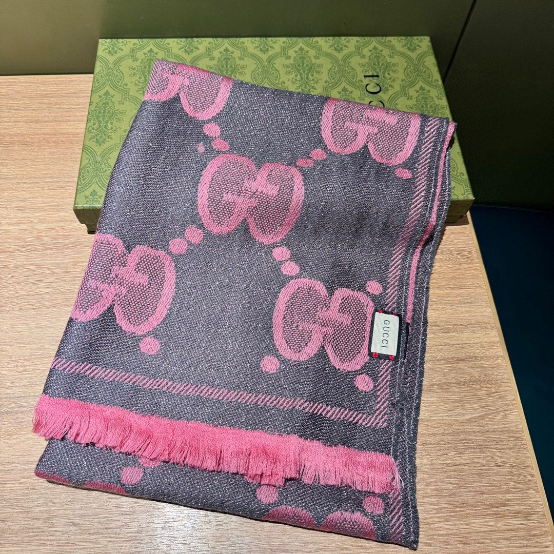 GUCCI SCARF 195 CM IN DARK PINK WOOL LAMÉ JACQUARD 403976