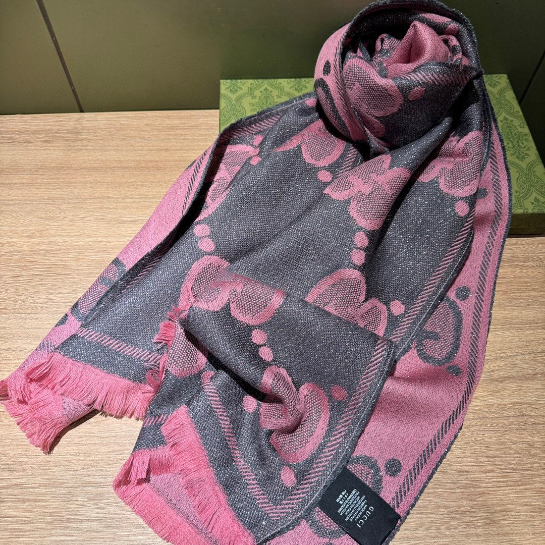 GUCCI SCARF 195 CM IN DARK PINK WOOL LAMÉ JACQUARD 403976