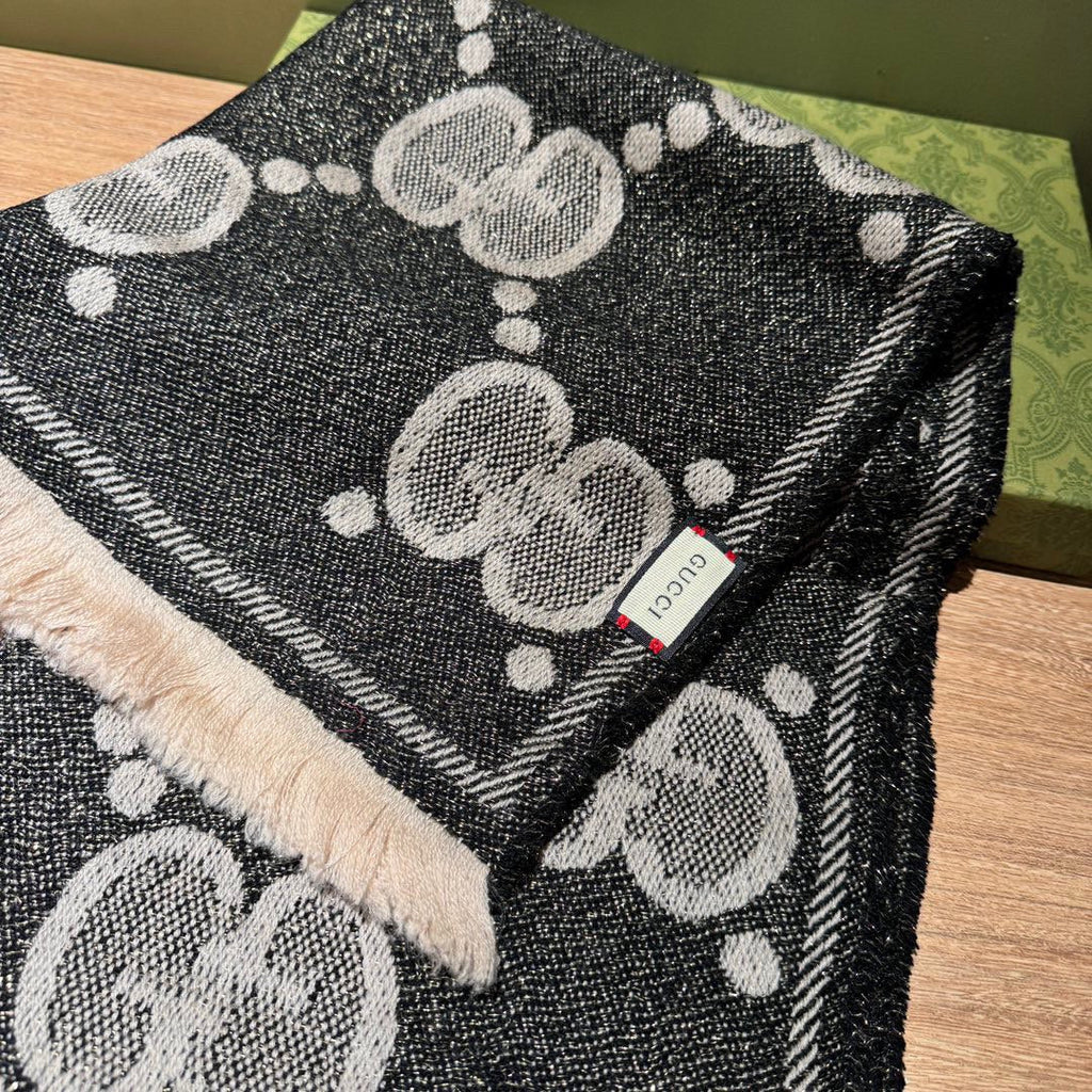 GUCCI SCARF 195 CM IN BLACK AND LIGHT GRAY WOOL LAMÉ JACQUARD 403977