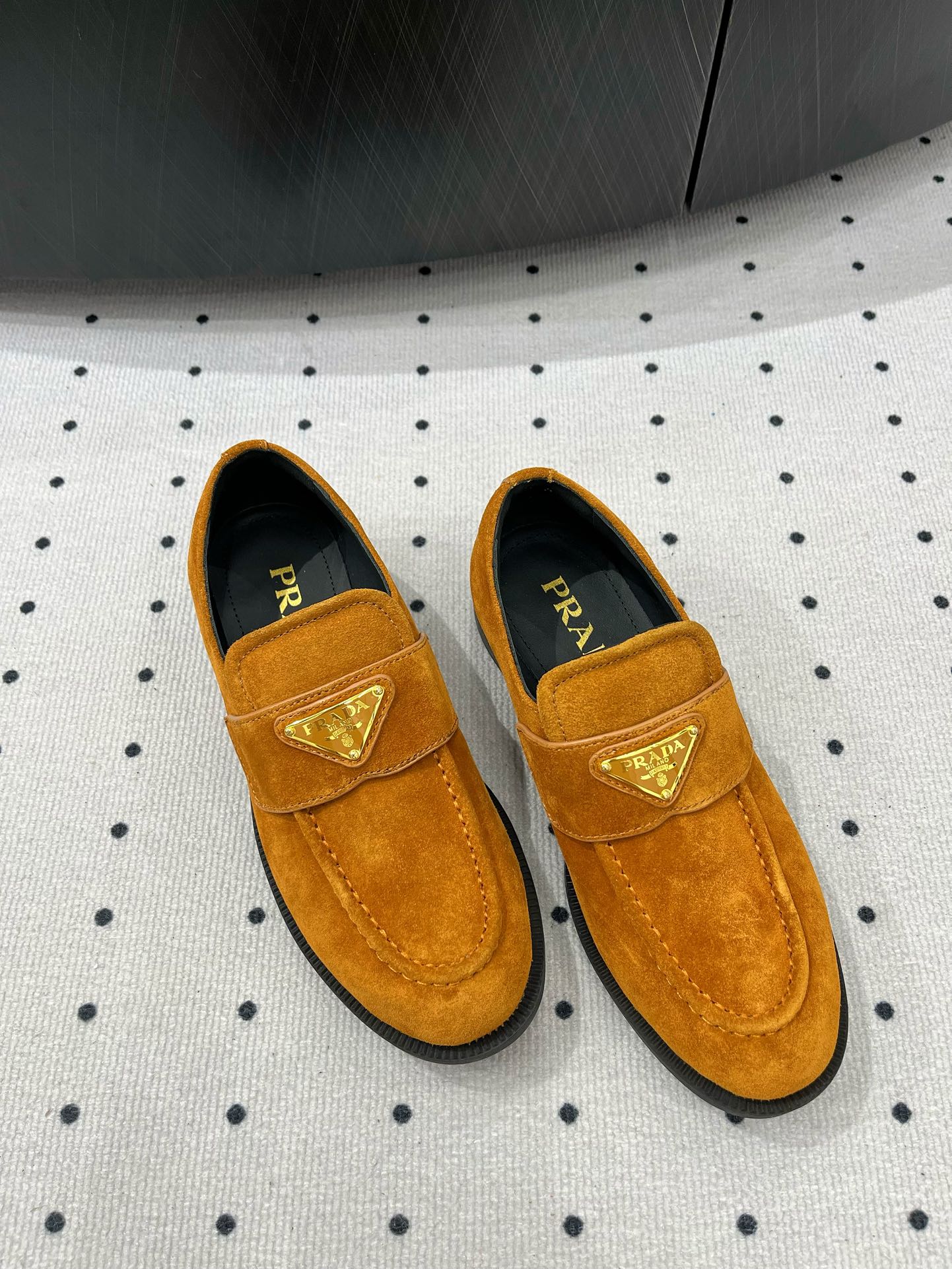 PRADA TRIANGLE LOGO LOAFER IN PERU BROWN SUEDE