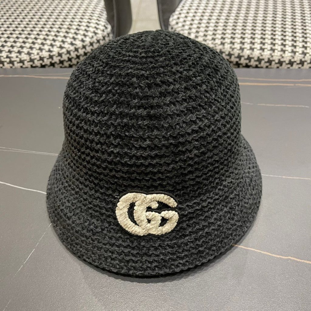 GUCCI BUCKET HAT IN BLACK WOOL 389114