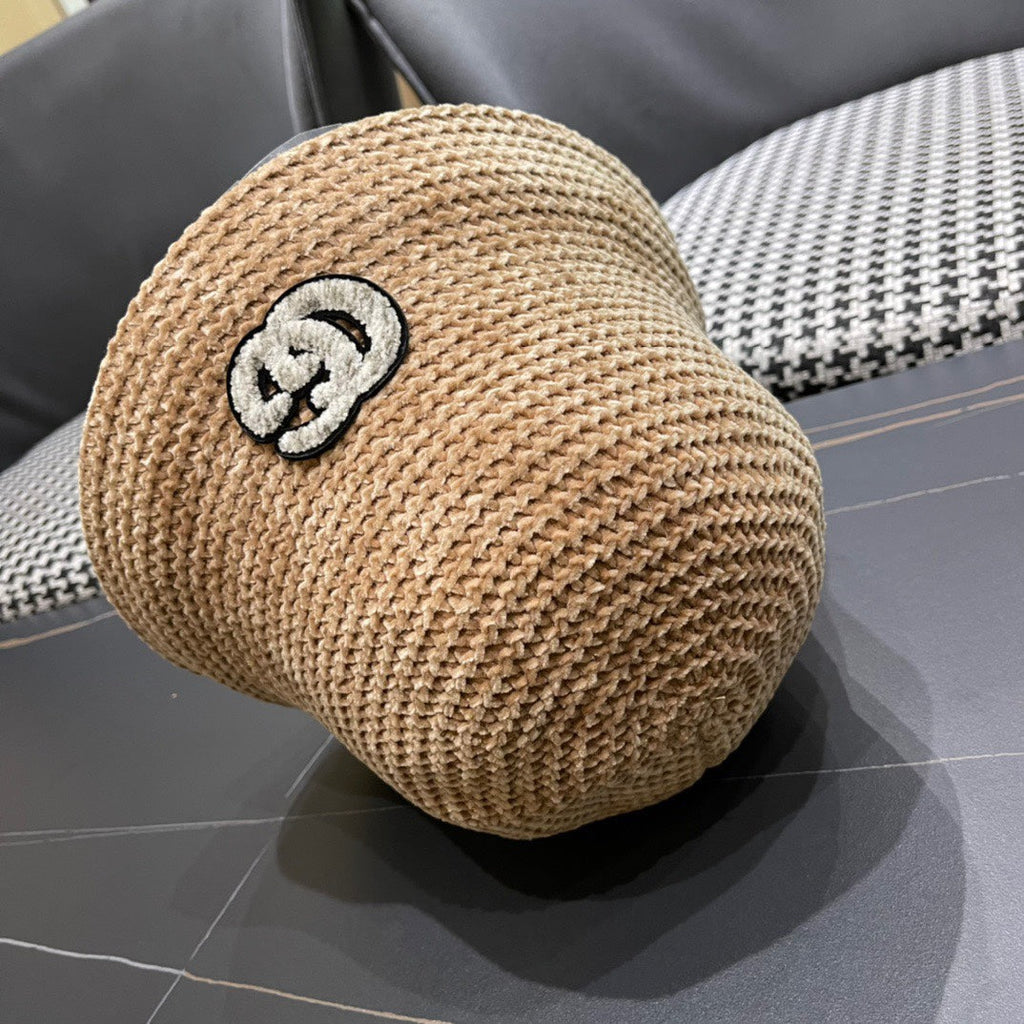 GUCCI BUCKET HAT IN BEIGE WOOL 389115