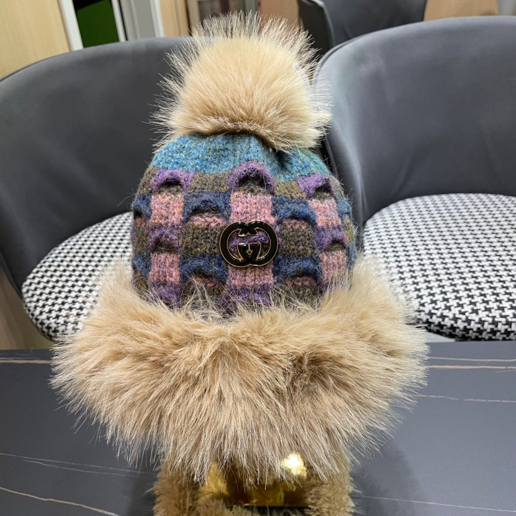 GUCCI BEANIE HAT IN COLORFUL WOOL AND RABBIT FUR 392115