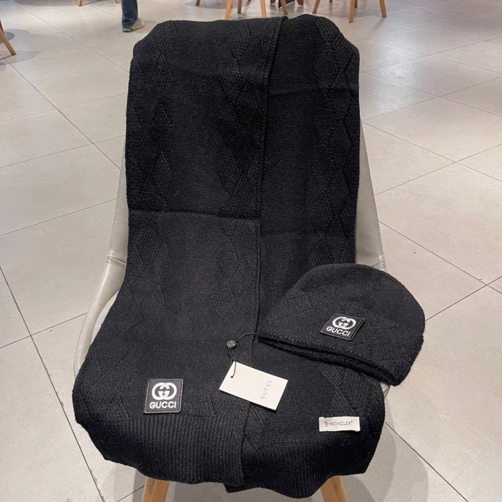 GUCCI SET SCARF AND HAT IN BLACK CASHMERE AND RABBIT FUR 397374