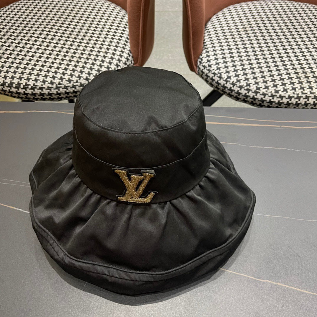 LOUIS VUITTON BUCKET HAT IN BLACK COTTON 404526