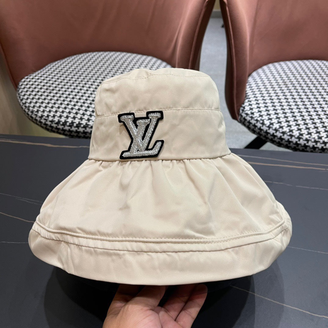 LOUIS VUITTON BUCKET HAT IN COSMIC LATTE BEIGE COTTON 404528