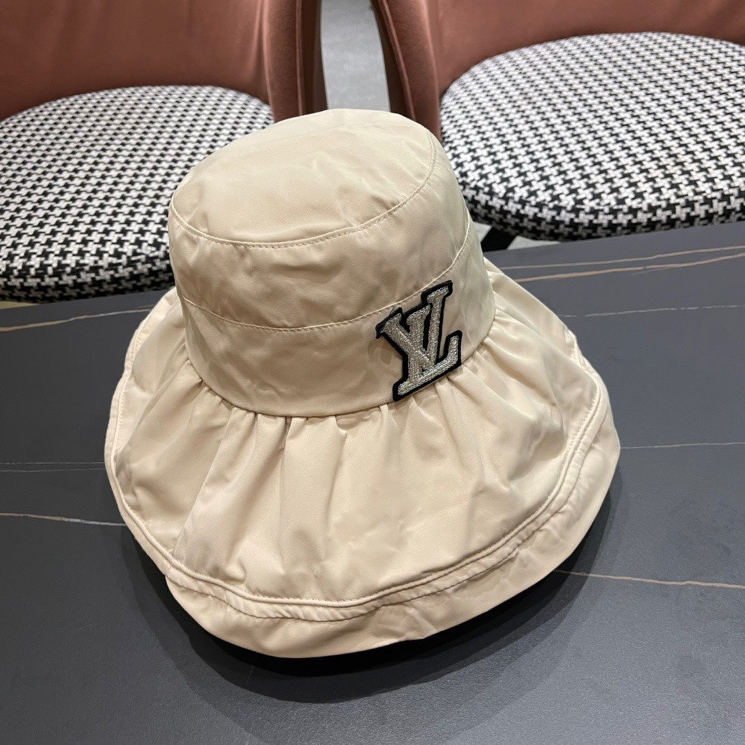 LOUIS VUITTON BUCKET HAT IN COSMIC LATTE BEIGE COTTON 404528