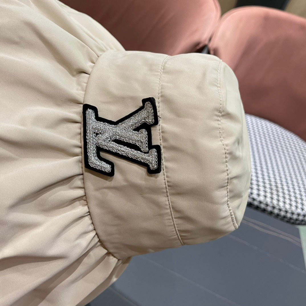 LOUIS VUITTON BUCKET HAT IN COSMIC LATTE BEIGE COTTON 404528