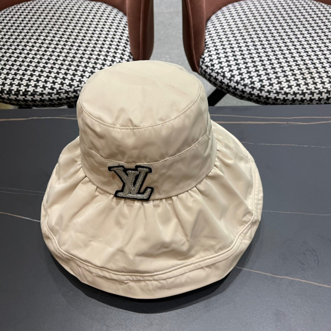 LOUIS VUITTON BUCKET HAT IN COSMIC LATTE BEIGE COTTON 404528