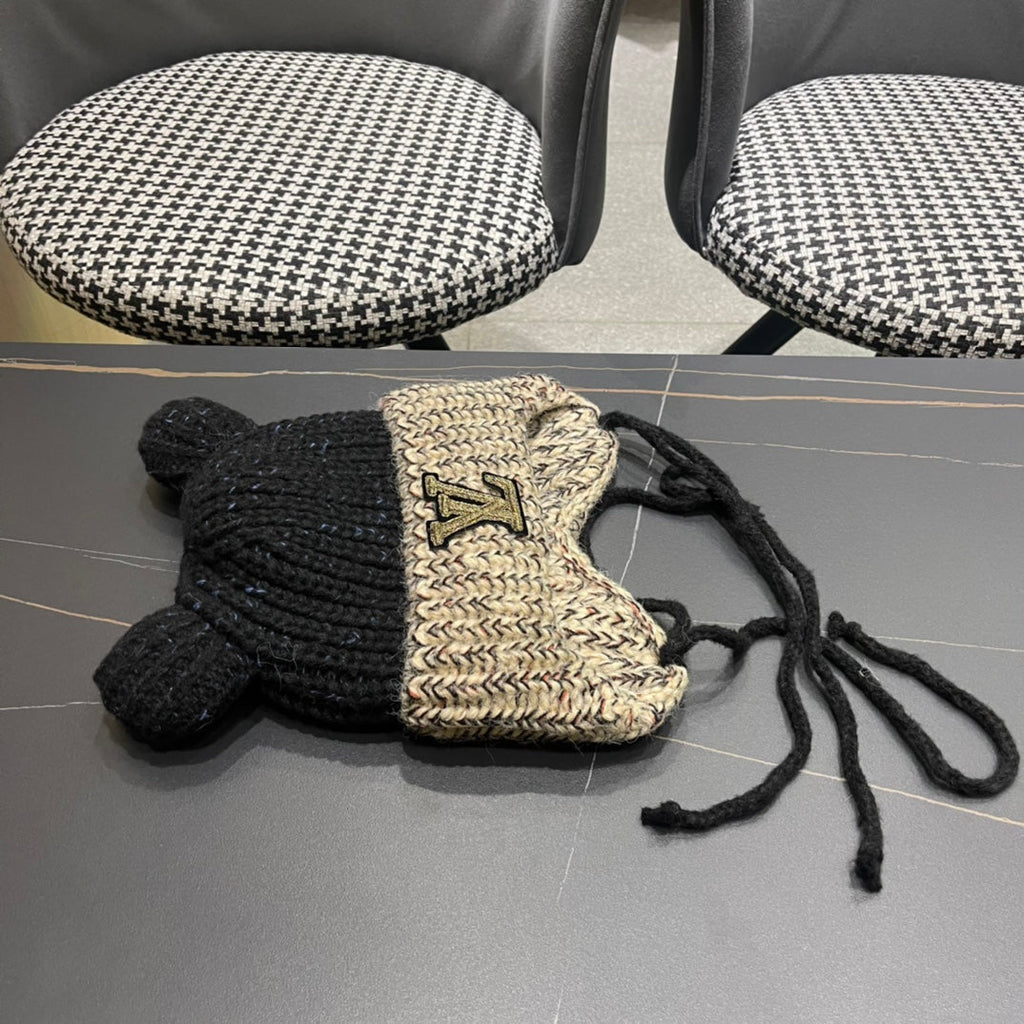 LOUIS VUITTON KNITTED BEANIE HAT WITH CUTE EARS IN BLACK MIX BEIGE WOOL 403483