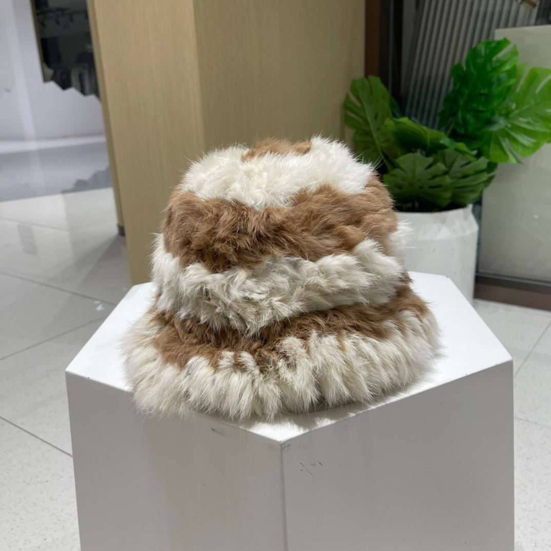 GUCCI BUCKET HAT IN MEDIUM BROWN MIX WHITE RABBIT FUR 404638