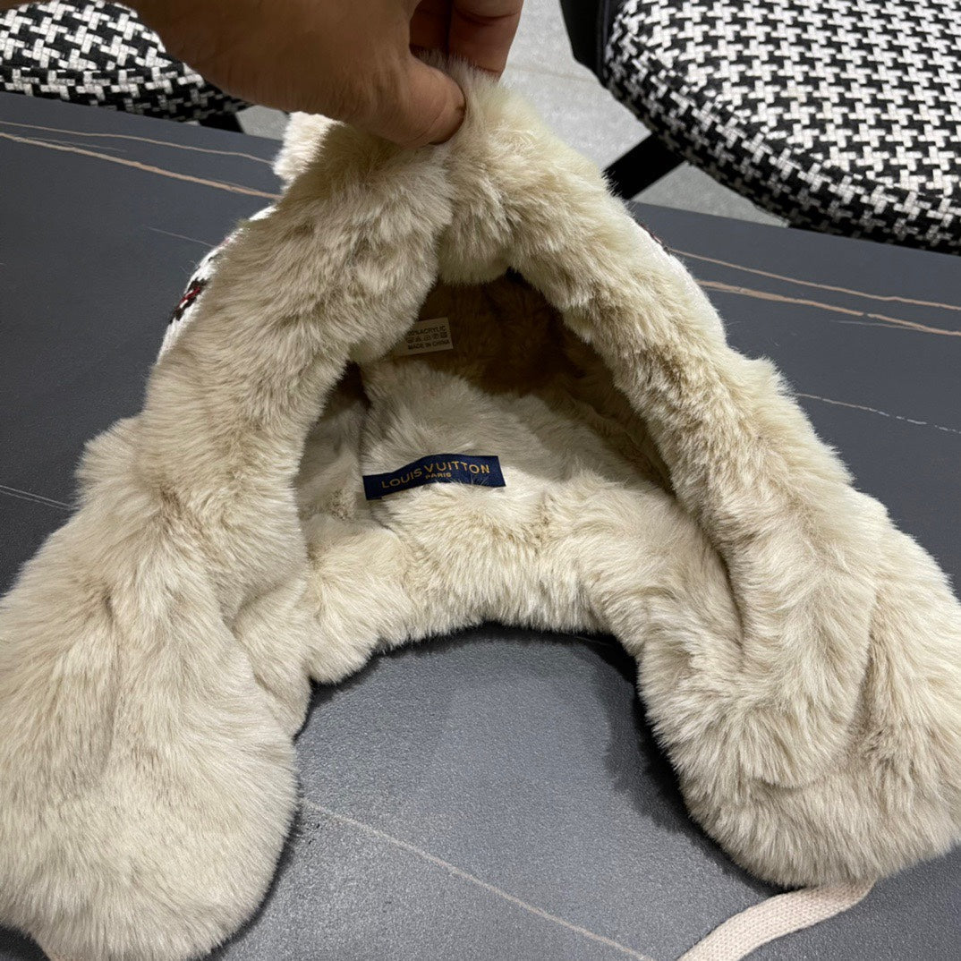 LOUIS VUITTON PLUSH EARMUFFS HAT IN COLORFUL WOOL AND RABBIT FUR 408170